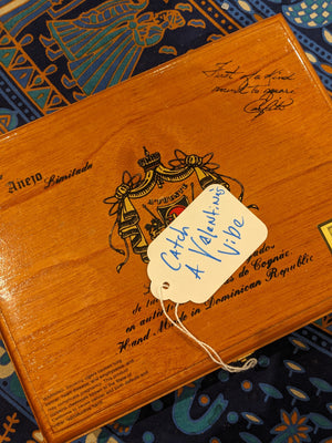 Valentine’s Vibe Cigar Box