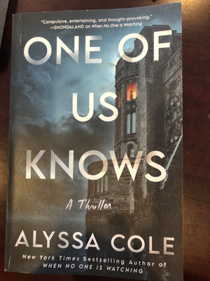 One of Us Knows : Alyssa Cole