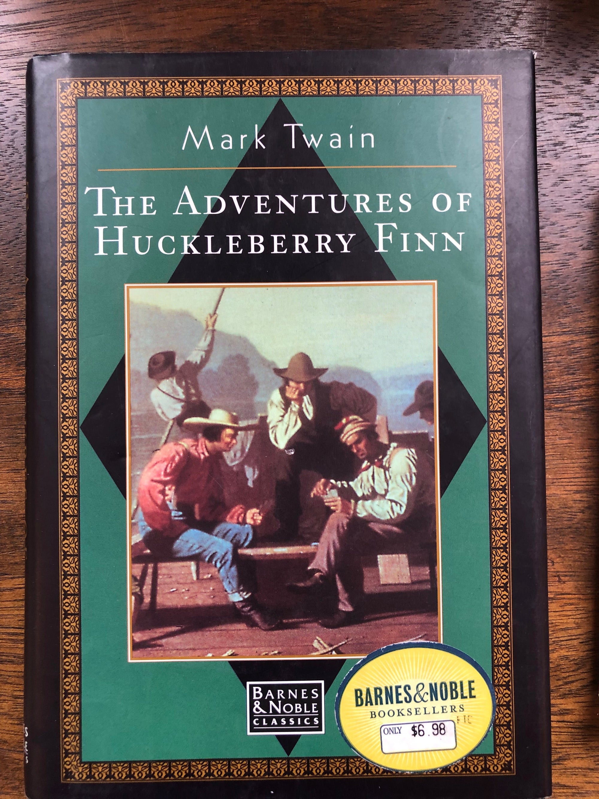 The Adventures of Huckleberry Finn : Mark Twain