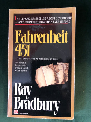 Fahrenheit 451 : Ray Bradbury