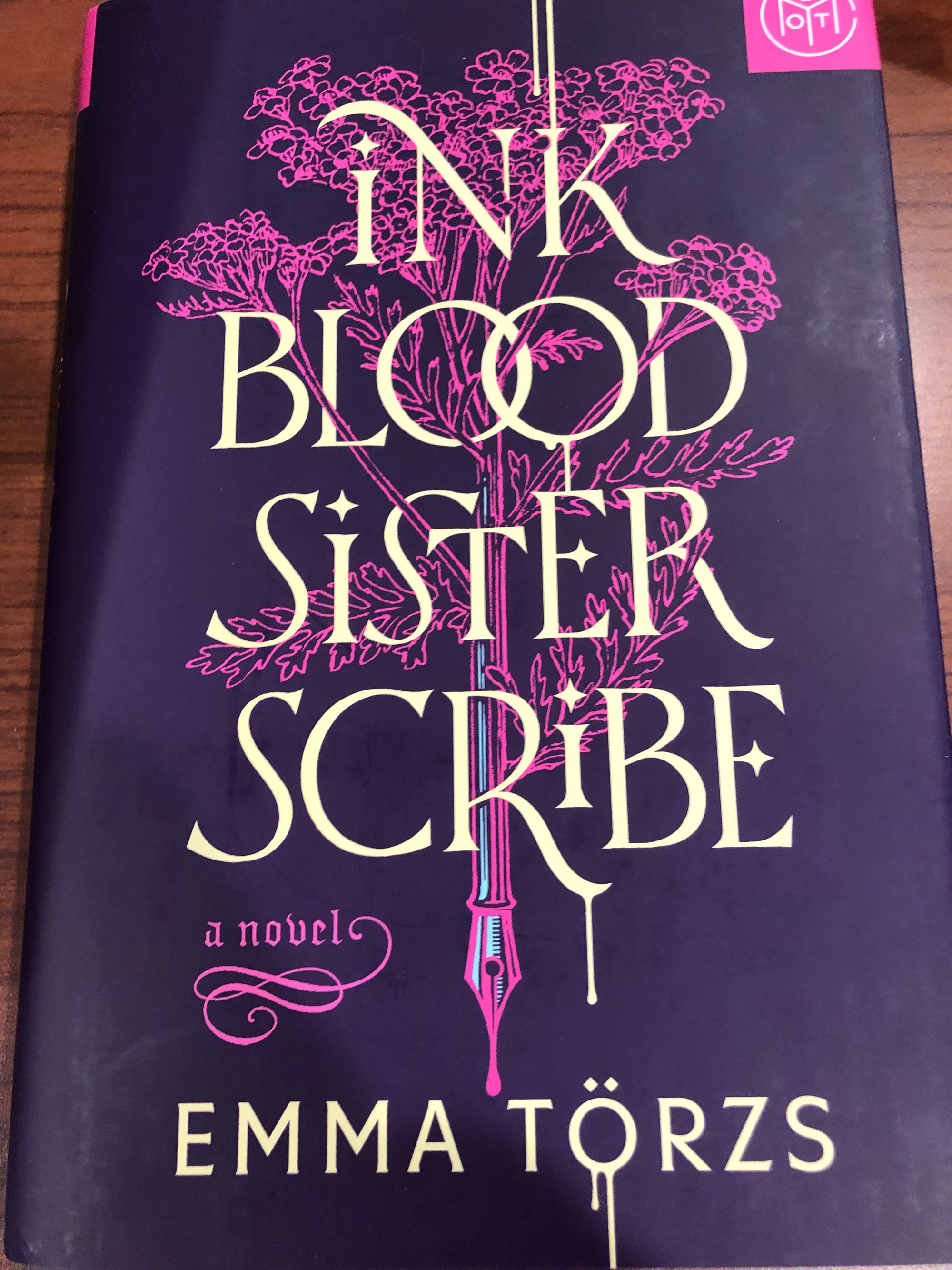 Ink Blood Sister Scribe : Emma Törzs